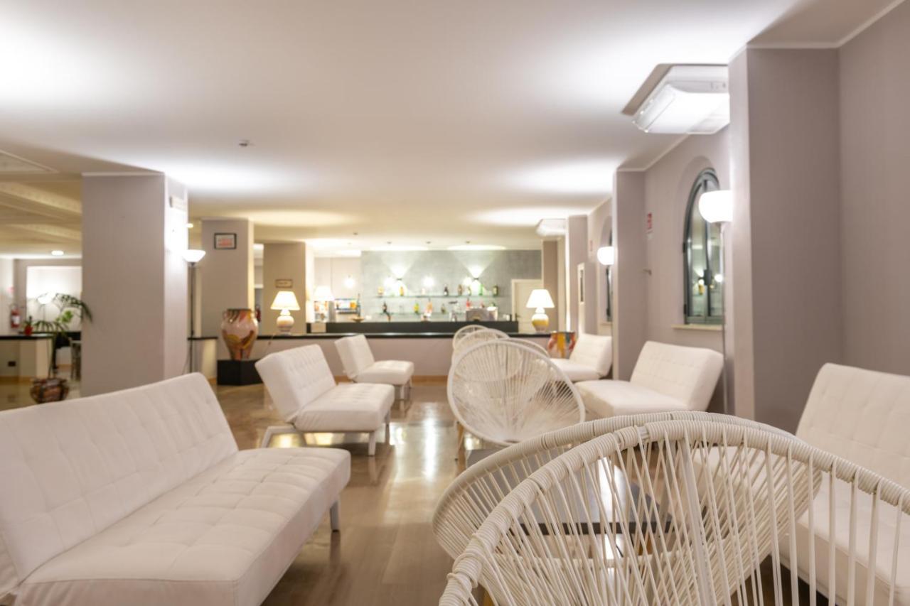 Hotel Hopps Mazara del Vallo Esterno foto
