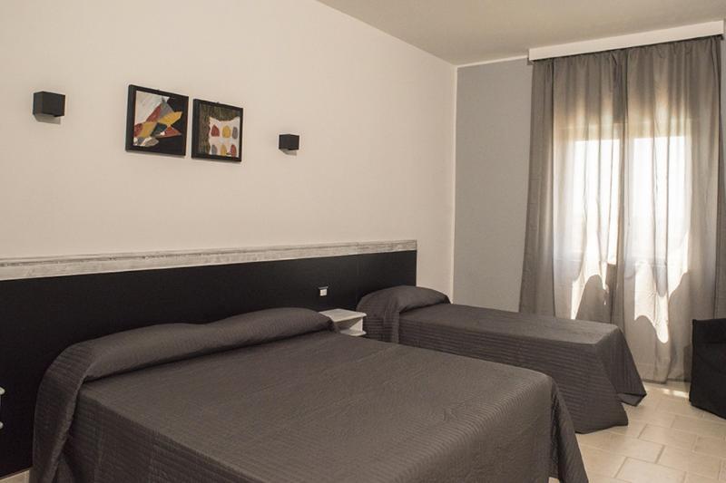 Hotel Hopps Mazara del Vallo Esterno foto